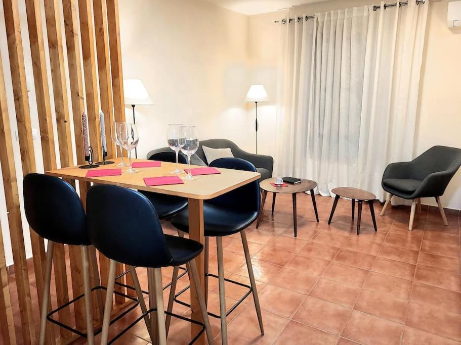 Flamenco, Apartamento Exclusivo De Dos Habitaciones En El Pleno Del Casco Antiguo, Alicante, Playa, Centro Historico, Rambla Экстерьер фото