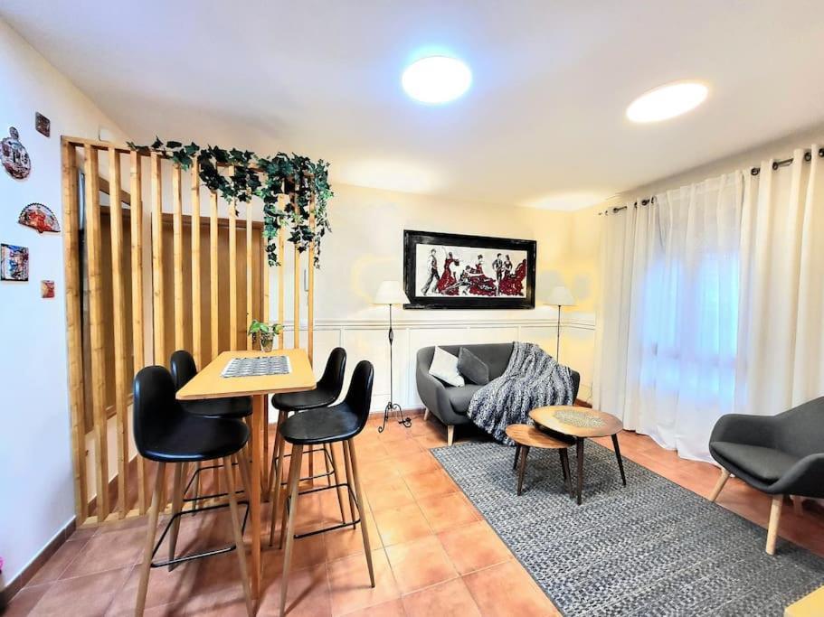 Flamenco, Apartamento Exclusivo De Dos Habitaciones En El Pleno Del Casco Antiguo, Alicante, Playa, Centro Historico, Rambla Экстерьер фото
